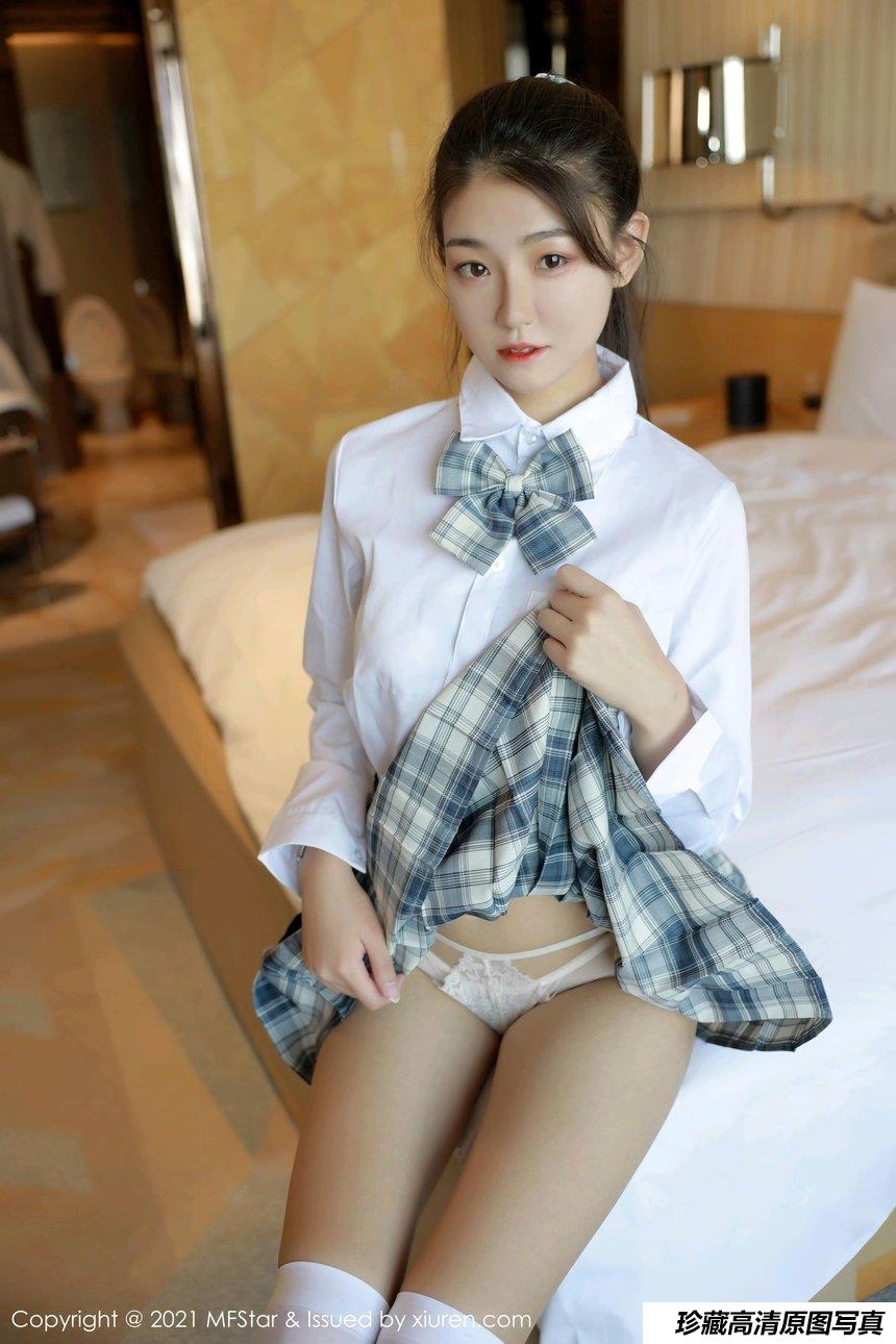 [MFStar模范学院] 2021.01.27 VOL.448 Laura苏雨彤 [70+1P]