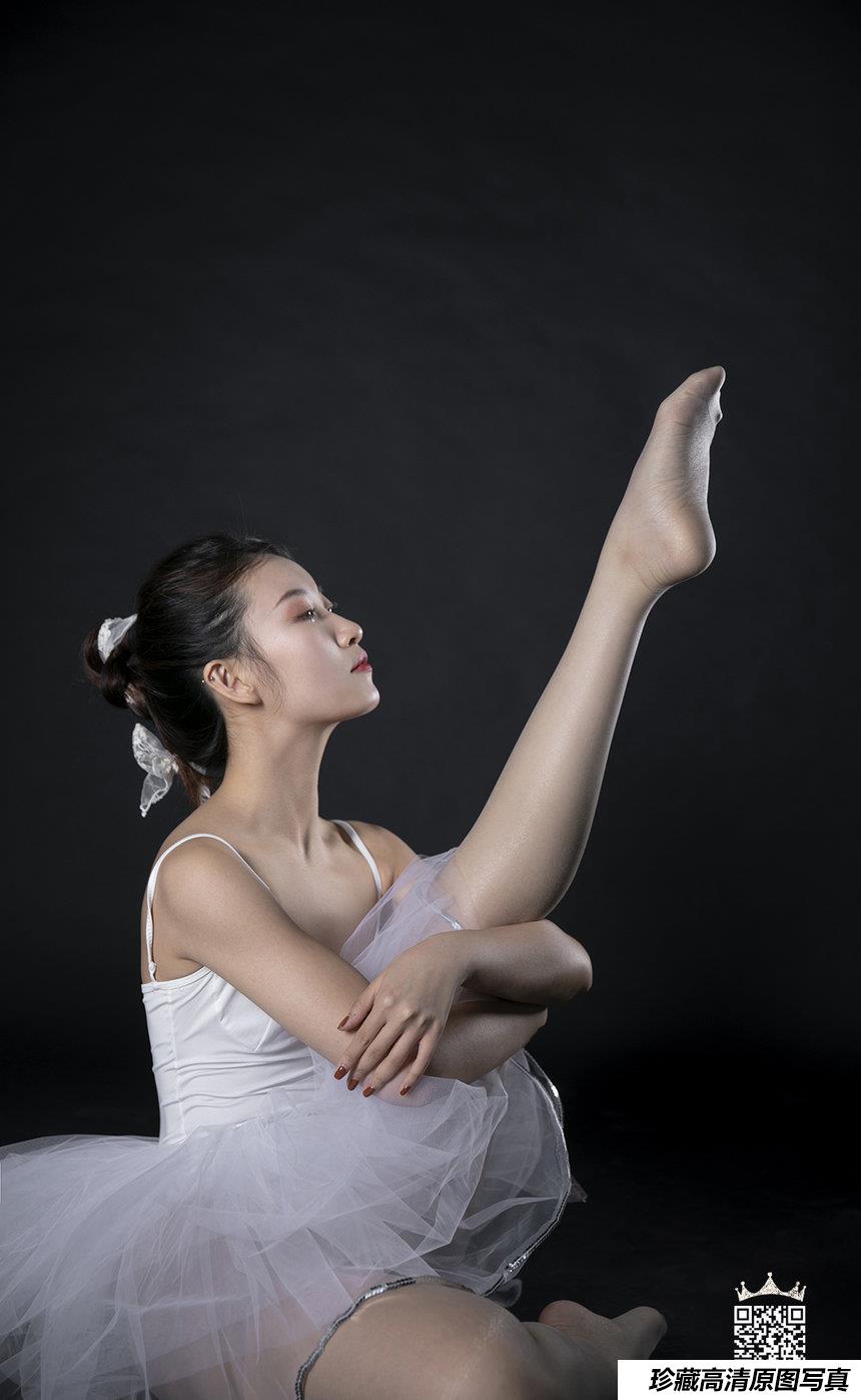 [LD零度摄影]NO.103 职业模特 皮皮 [43P27M]