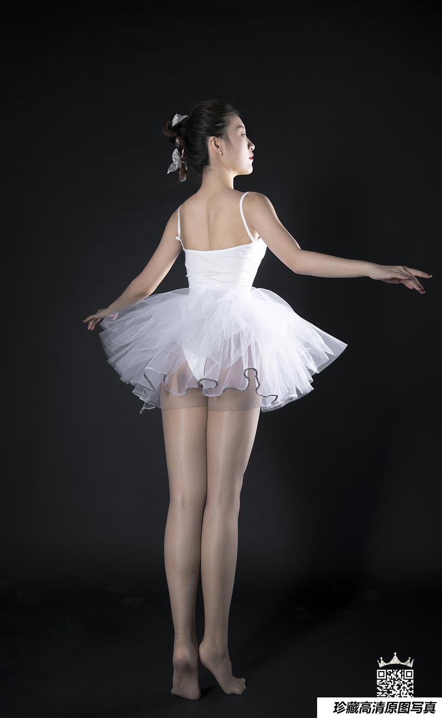 [LD零度摄影]NO.103 职业模特 皮皮 [43P27M]