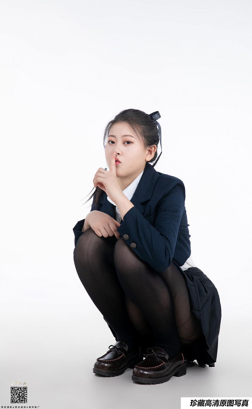 [LD零度摄影] No.110 兼职模特小十八 [49P]