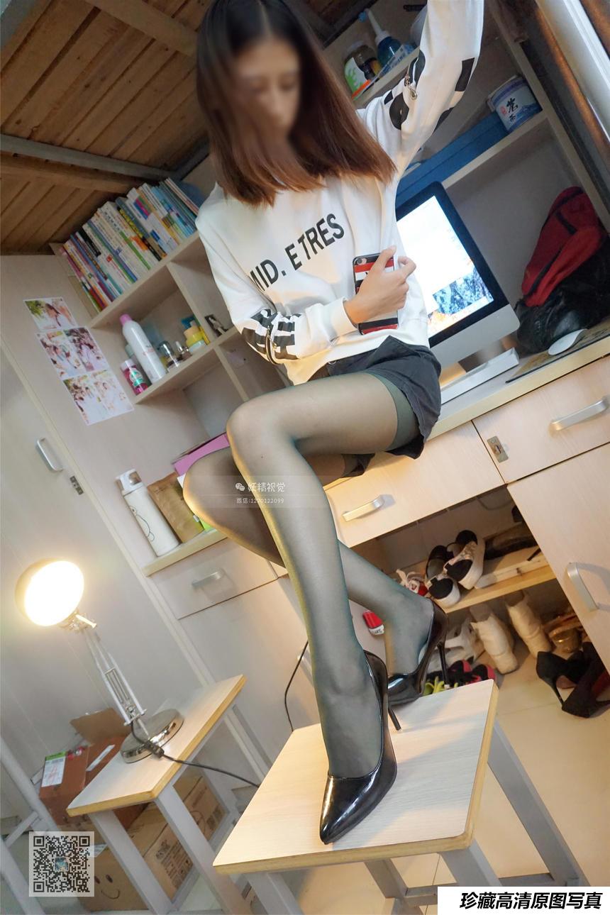 妖精视觉 NO.009 顾顾 一丝一尘[78P／42.4MB]