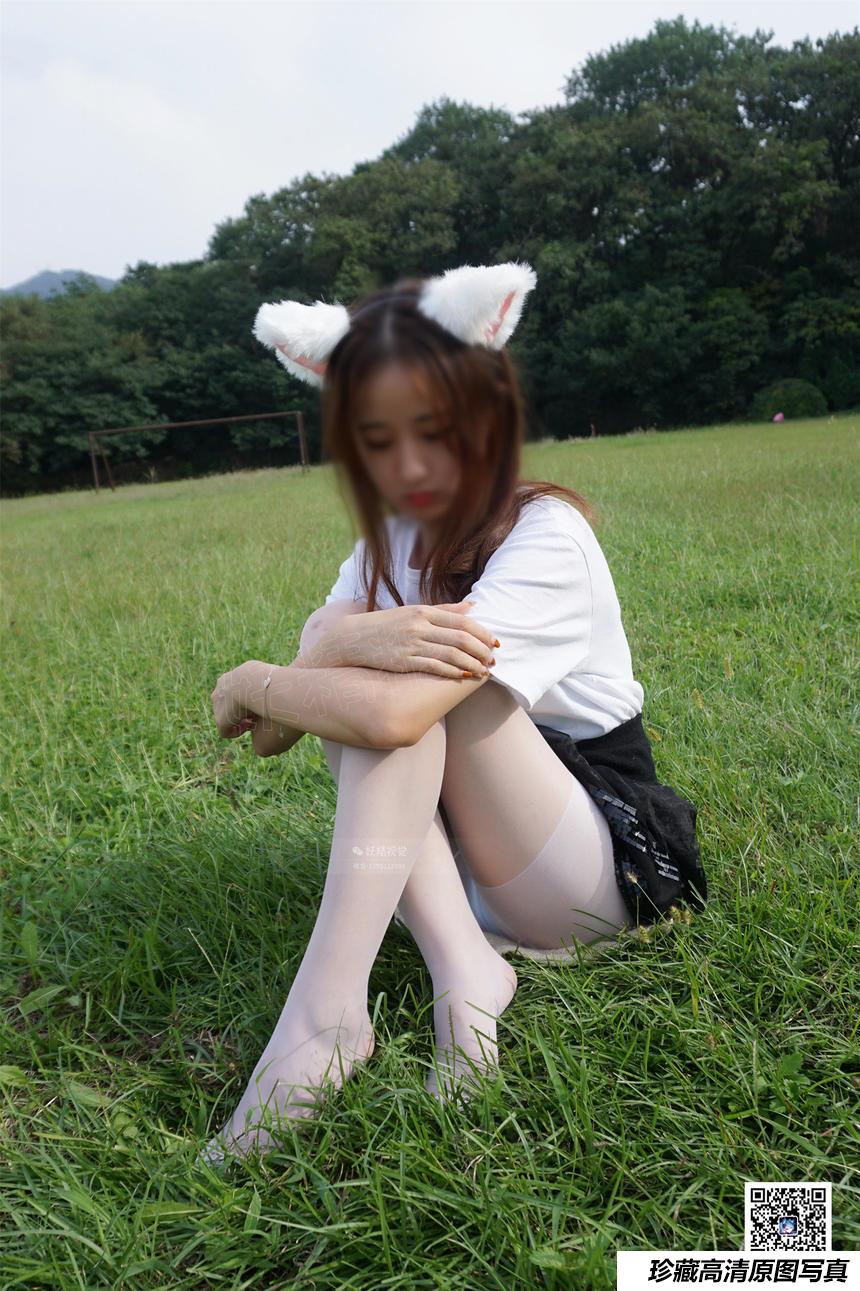 妖精视觉 NO.098 粥粥 狐狸师妹的白丝袜[73P／69.6MB]