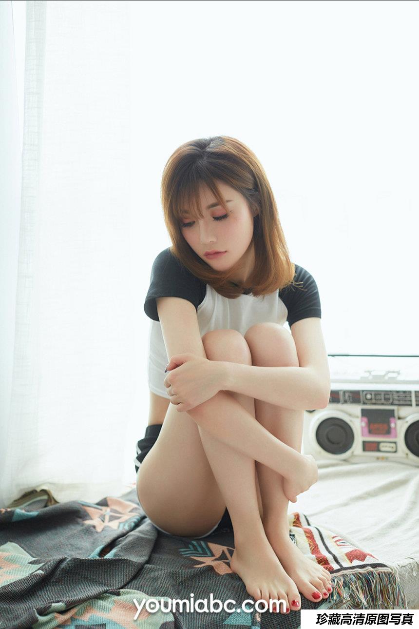 [YouMi尤蜜] 2021.04.07 奶茶Emily [50+1P]