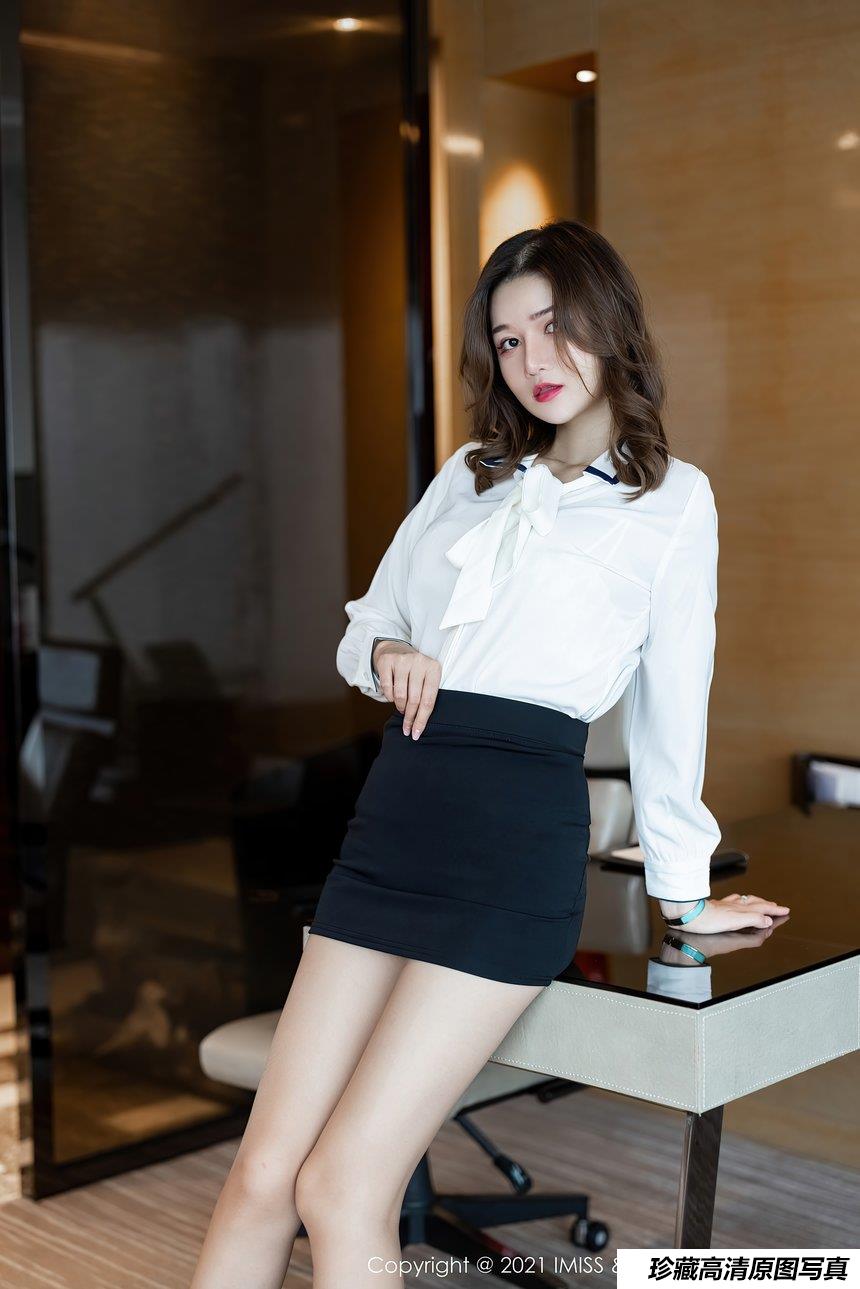 [IMISS爱蜜社] 2021.03.04 VOL.558 芷萱mimi [50+1P]