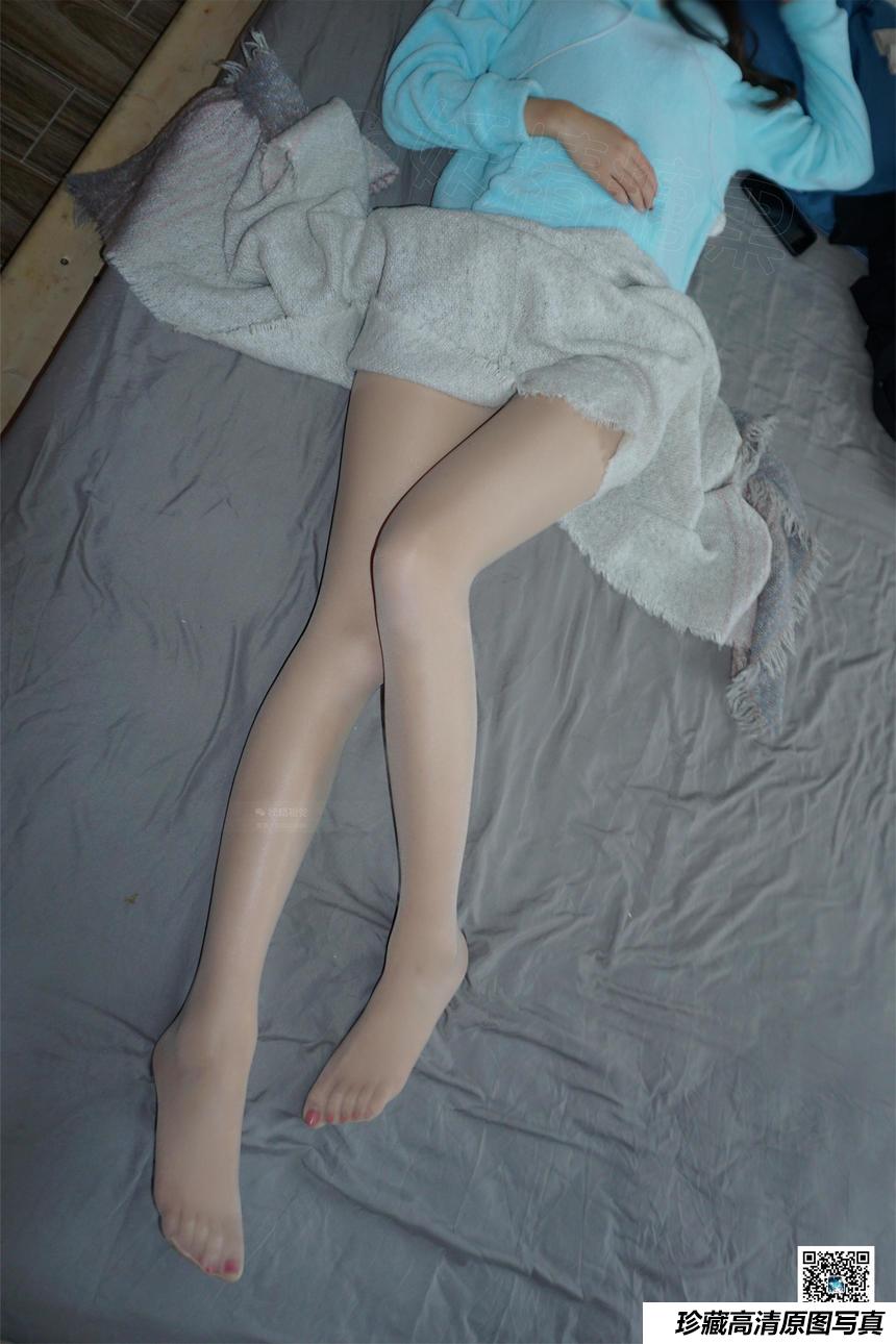 妖精视觉 NO.119 小茶 丝袜与睡裙的故事[67P／52.6MB]