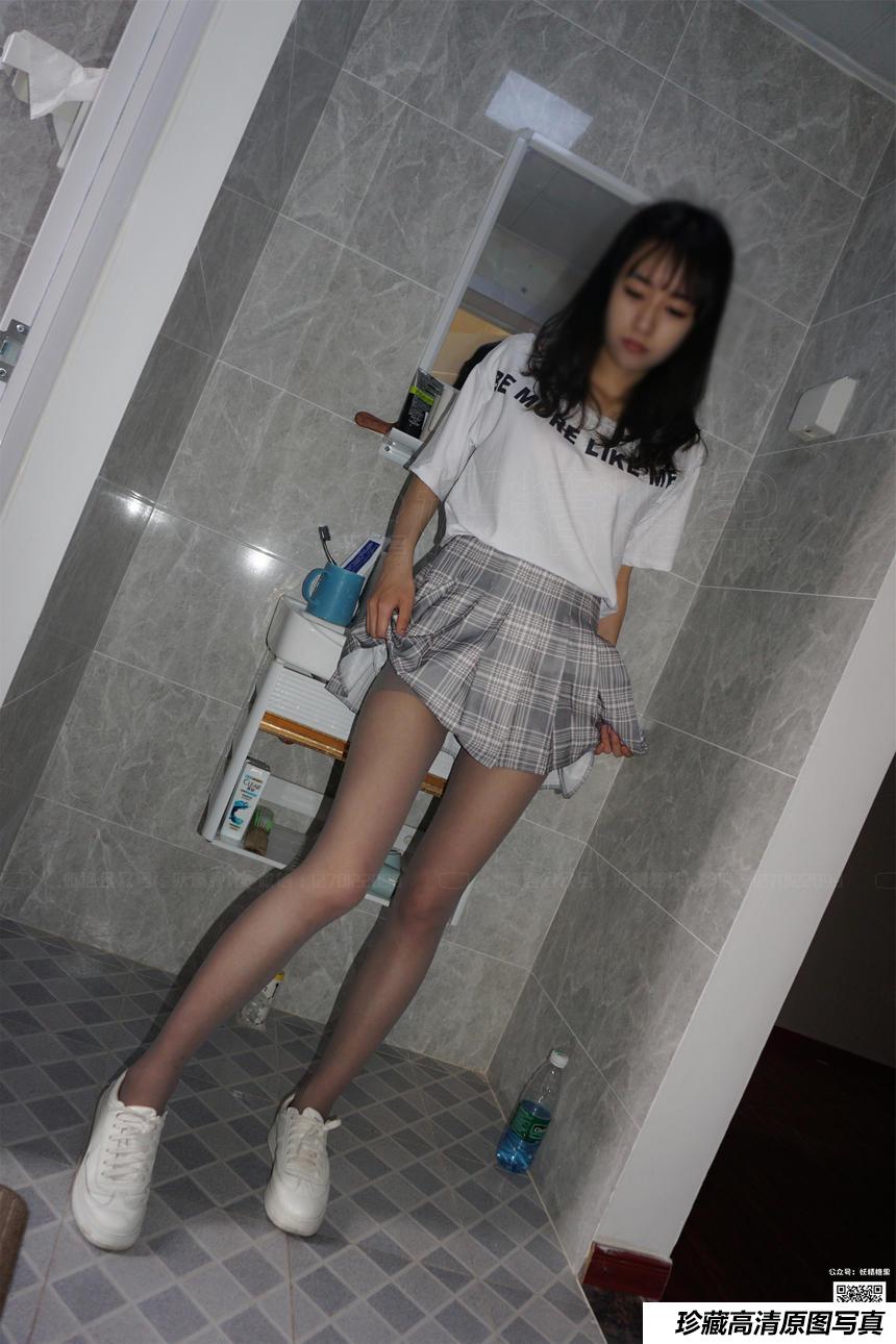 妖精视觉 NO.108 小茶 包臀肉丝袜[63P／37.9MB]