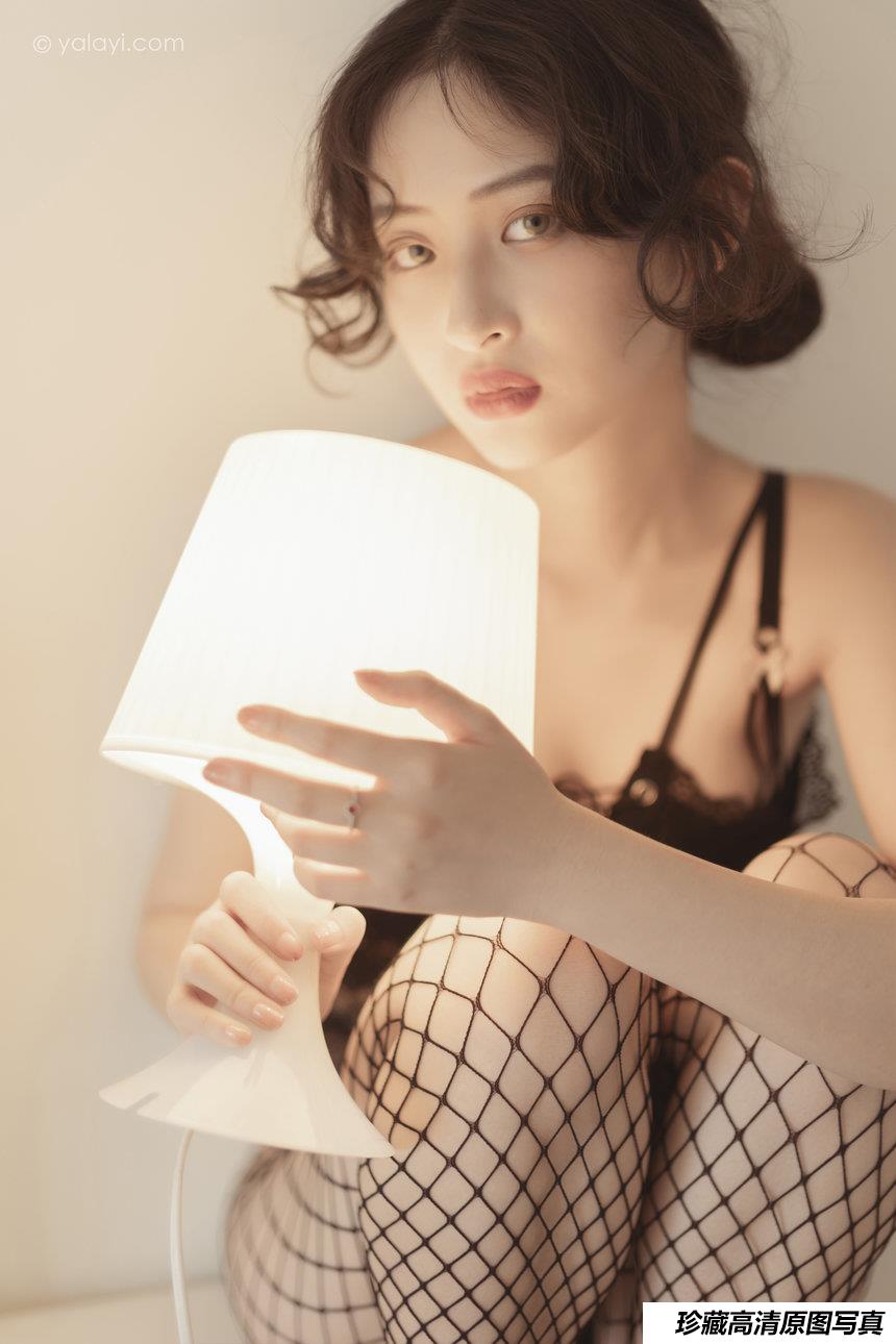 [YALAYI雅拉伊]2021.05.12 NO.795 宅女日常 虞艺 [43+1P／457MB]