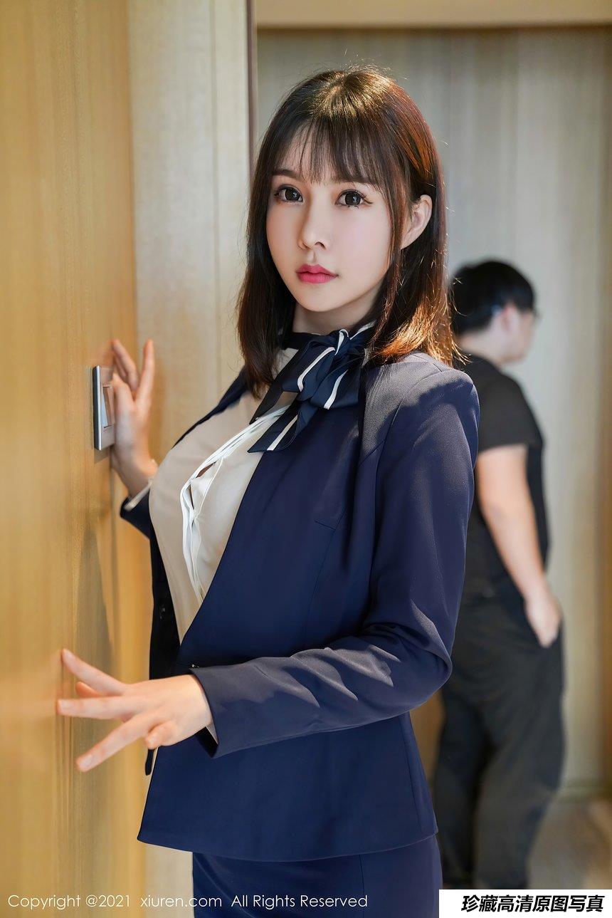 [XiuRen秀人网] 2021.03.19 No.3221 晓鱼酱 [102+1P]