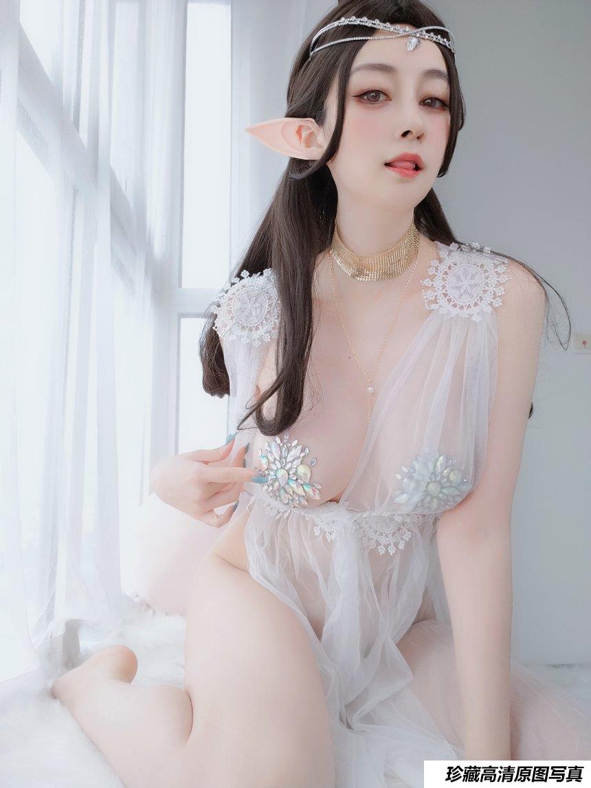 Coser 白银81 精灵宝石内衣  [70P/164M]