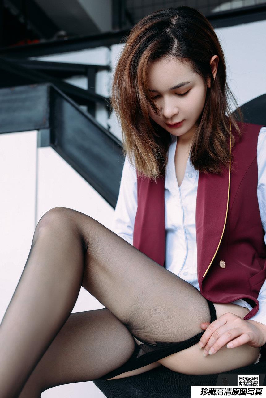 [绅士摄影] 2021.06.17 戚薇 No.157 [58/358M]