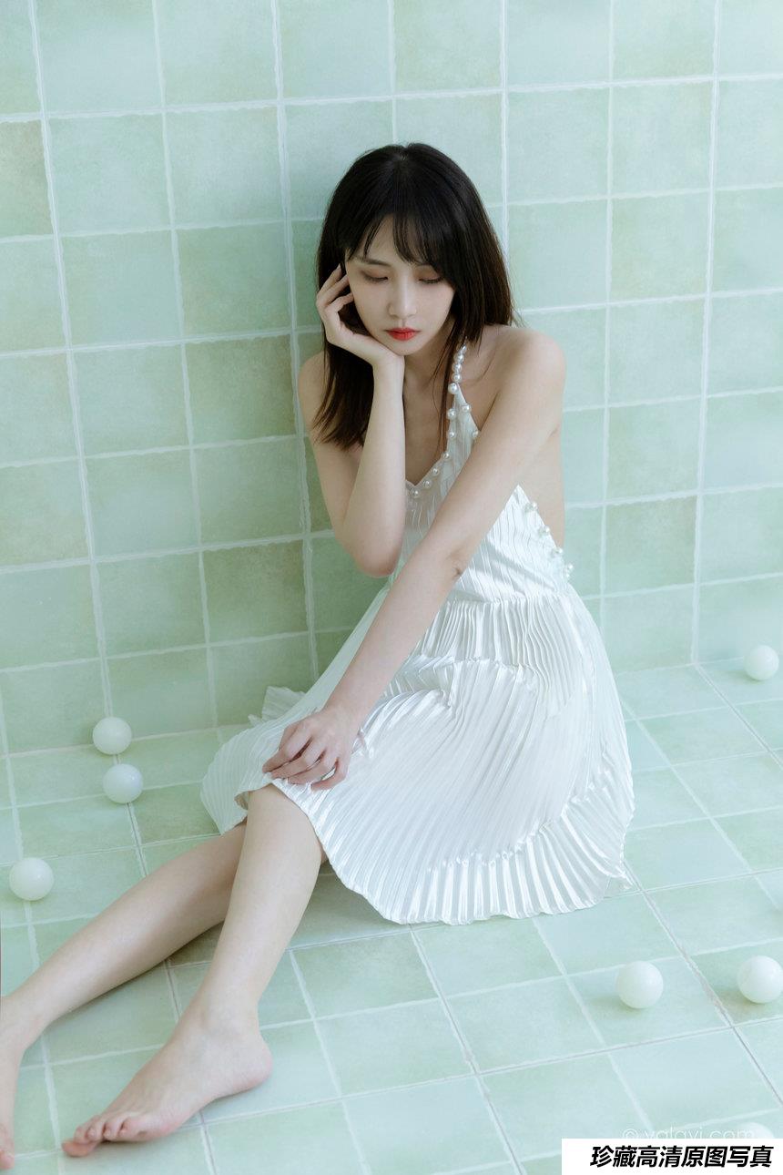 [YALAYI雅拉伊] 2021.07.15 NO.814 妍妍《窗内窗外》[33+1P384M]