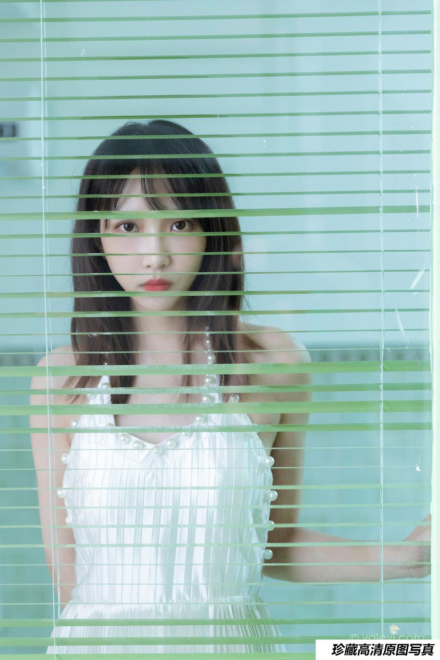 [YALAYI雅拉伊] 2021.07.15 NO.814 妍妍《窗内窗外》[33+1P384M]