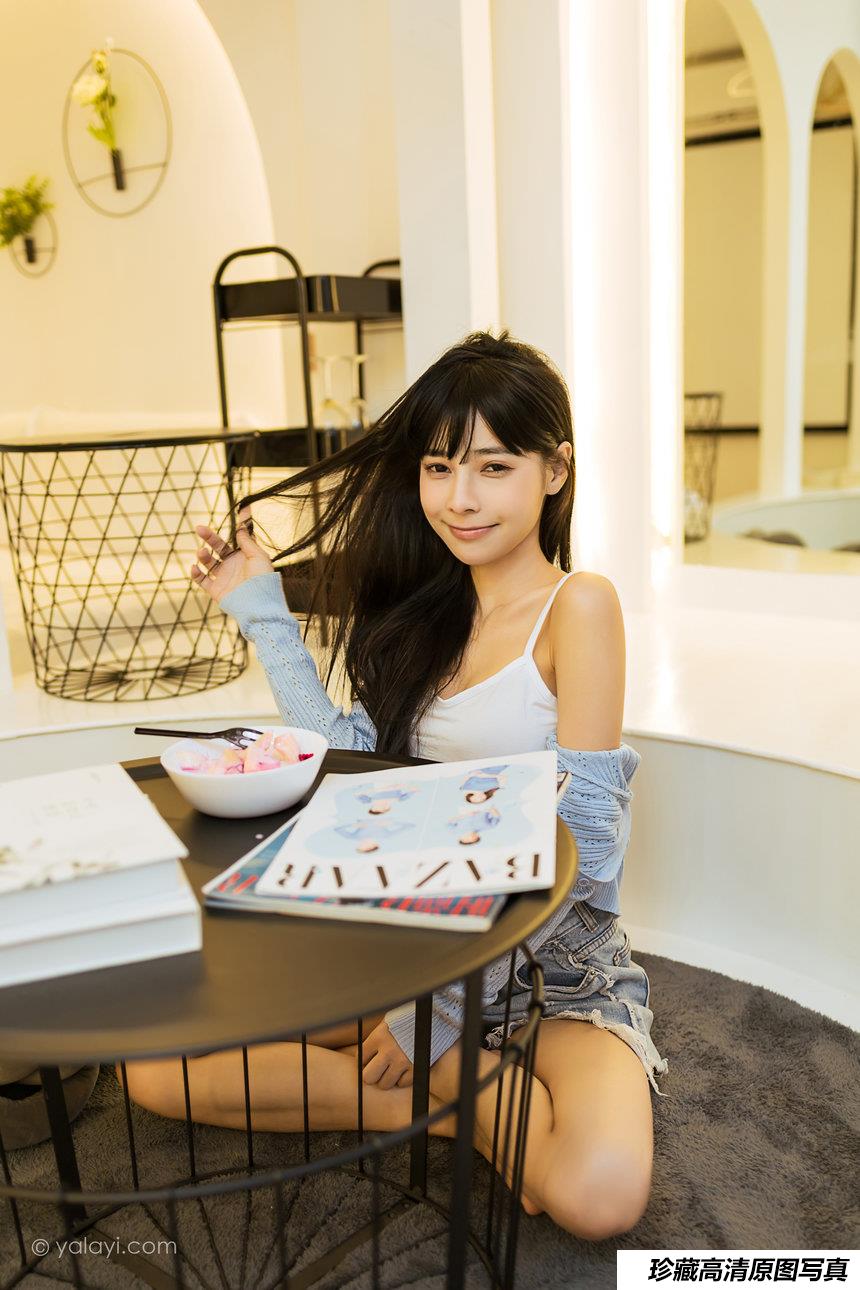 [YALAYI雅拉伊]2021.07.30 NO.821 小甜蜜 诗咏[42+1P／413MB]
