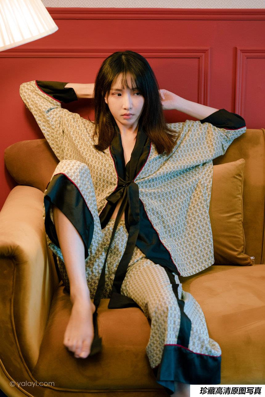 [YALAYI雅拉伊]2021.07.28 NO.820 等你来敲门 妍妍[34+1P／646MB]