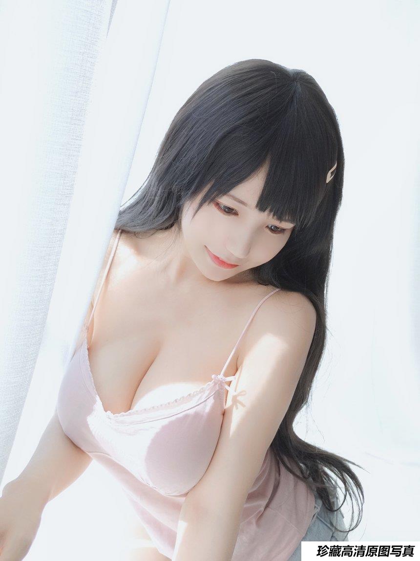 动漫博主小仓千代w - 粉色吊带 [30P-54MB]