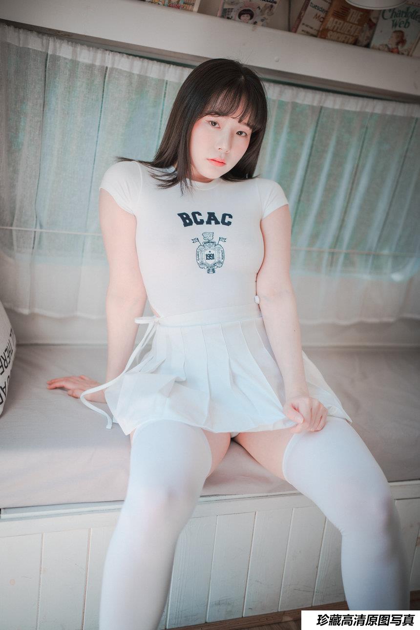 [DJAWA]_Classic_Athletic_Girl_-_Pia  [64P/1.2G]