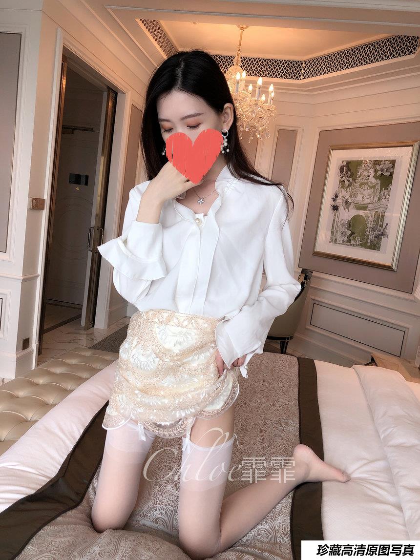 Chloe霏霏足丝套图 – 粉红高跟肉丝 [298P+5V-1.78GB]-绅士图