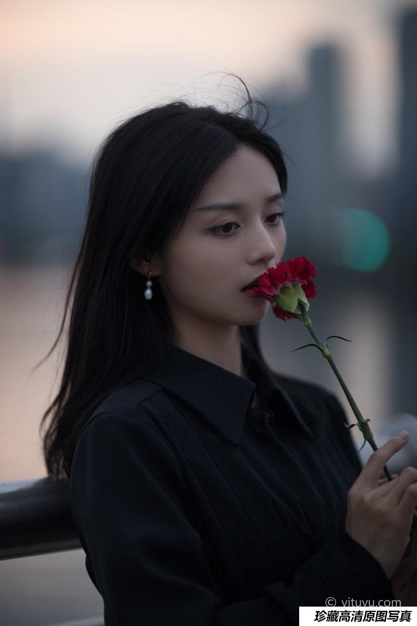 [YITUYU]艺图语 2021.06.16 晚风 雨文 [32P-449MB]