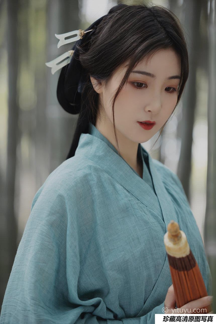 [YITUYU]艺图语 2021.06.14 盼 金儿 [24P-312MB]