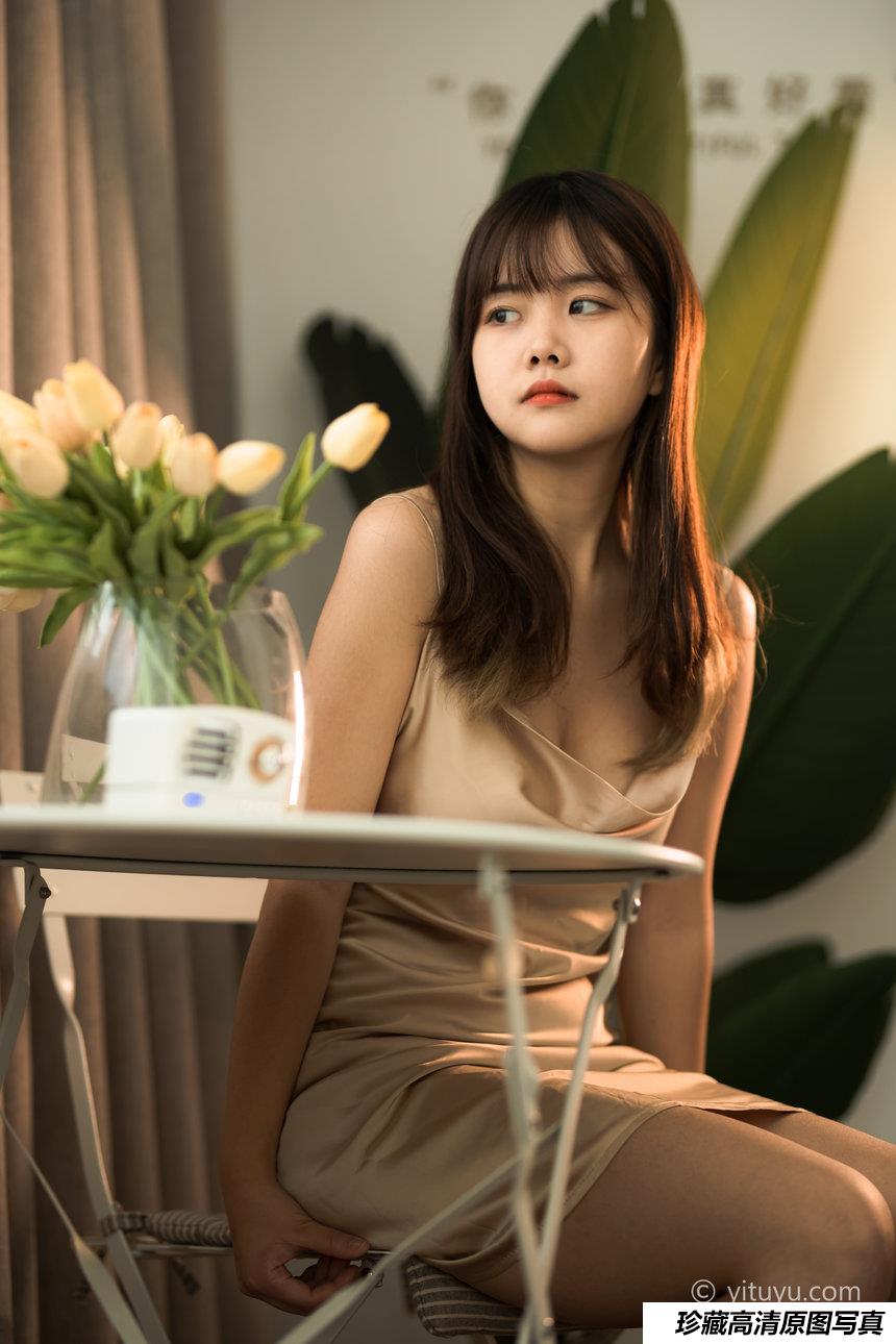 [YITUYU]艺图语 2021.06.11 会不会 瑾郁 [34P1V-522MB]