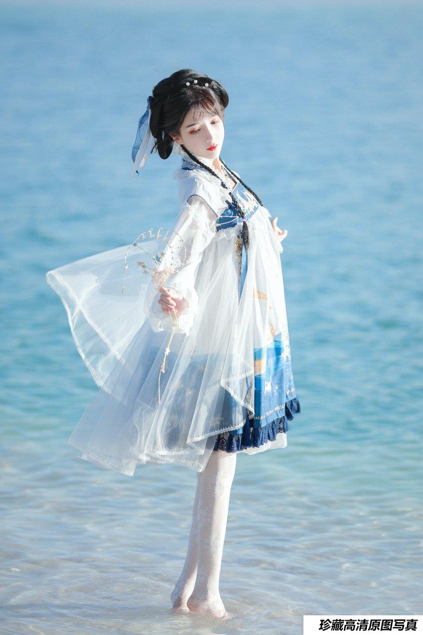 微博博主仓大佬 - 海上生明月 [11P-176MB]