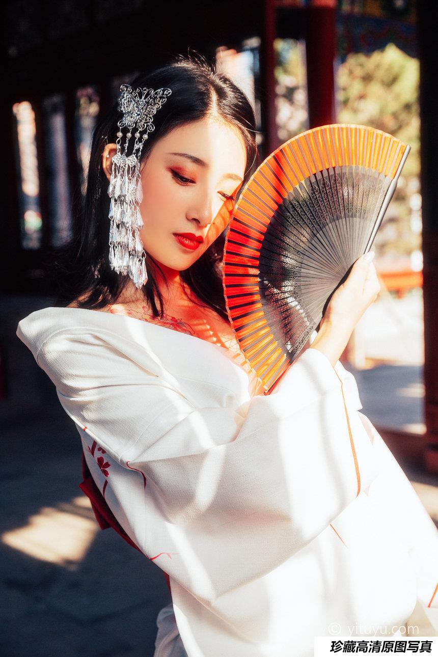 [YITUYU]艺图语 2021.06.18 性空山 王月 [27P-233MB]