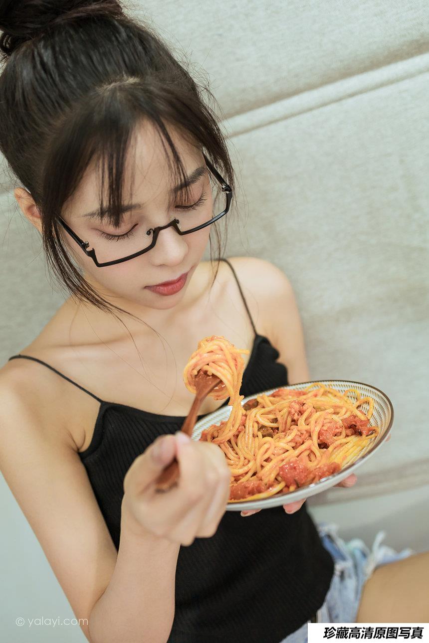 [YALAYI雅拉伊]2021.08.31 NO.832 日常 诗咏[41+1P／428MB]