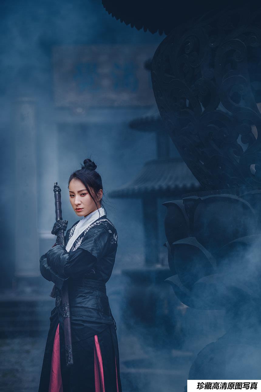 [YITUYU]艺图语 2021.08.10 锦衣卫 狮子 [29P/314MB]