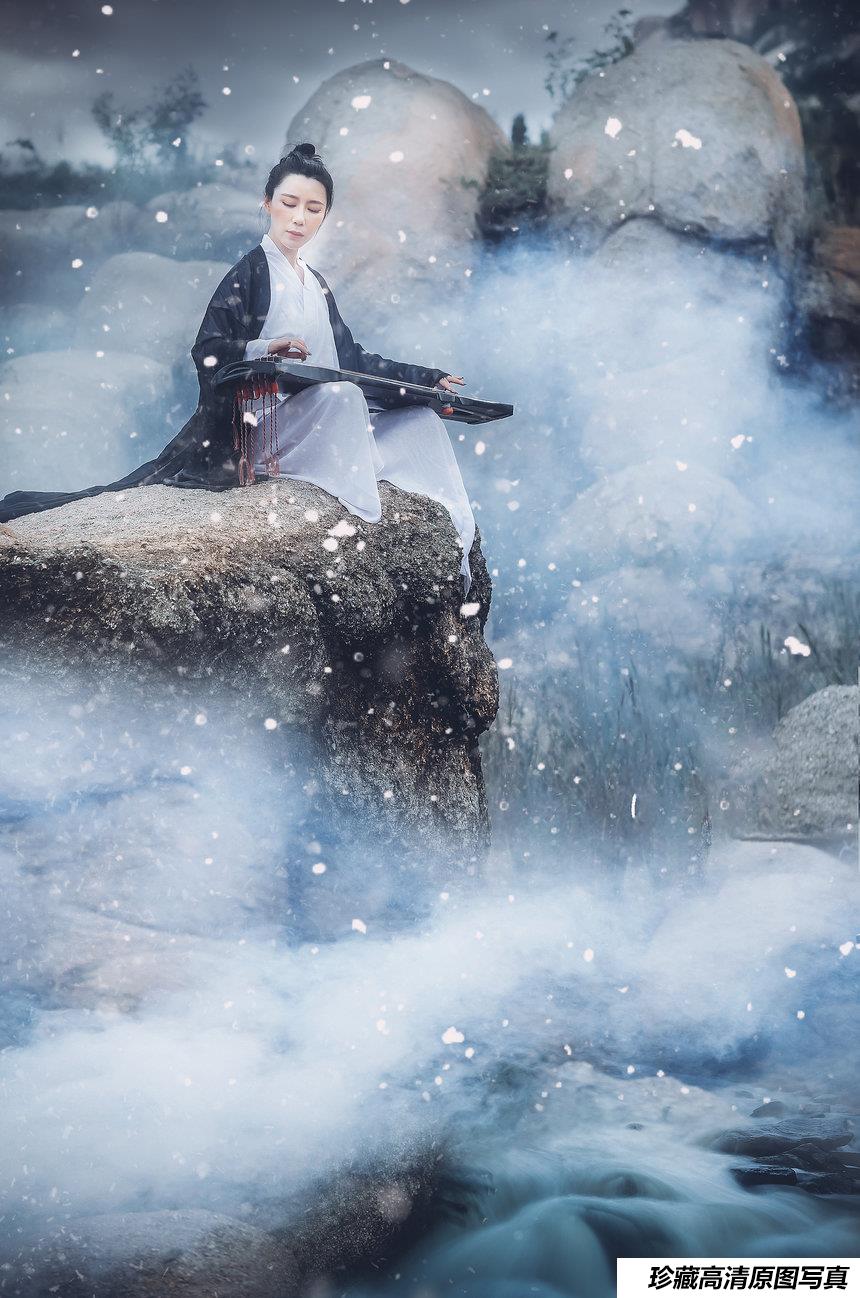 [YITUYU]艺图语 2021.08.11 水墨丹青 田依依 [30P/431MB]