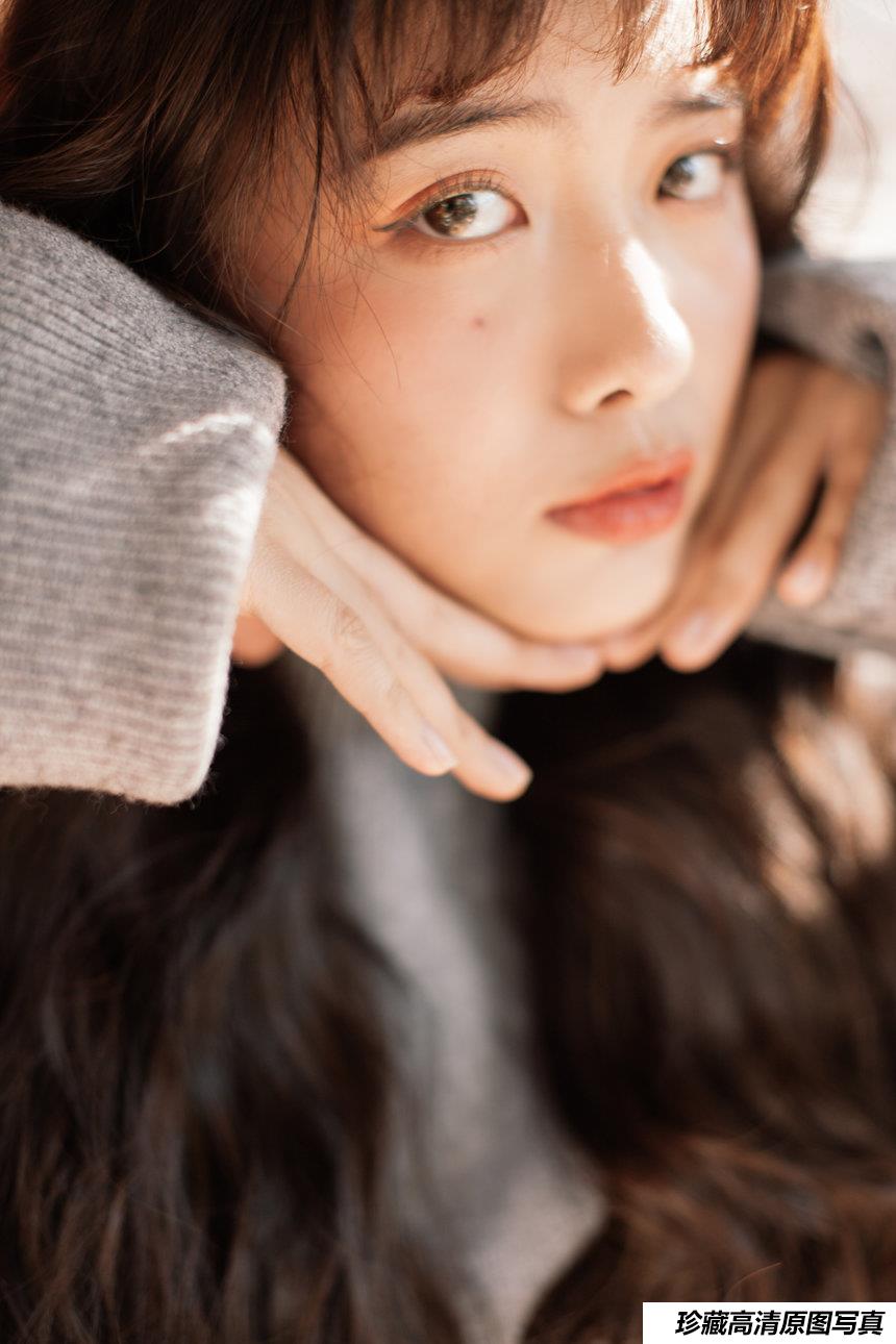 [YITUYU]艺图语 2021.08.19 12月的下午 黄子卿 [31P/319MB]