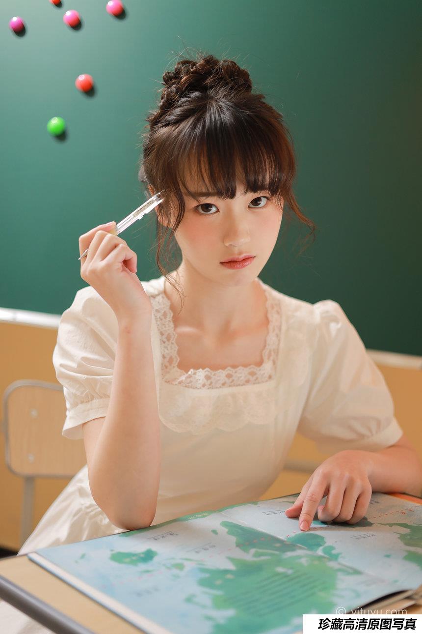 [YITUYU]艺图语 2021.04.23 放学后 柚子 [32P-353MB]