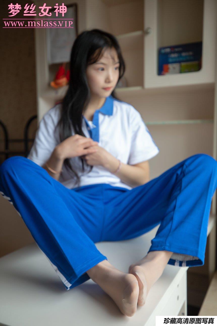 [MSLASS梦丝女神] 2020.12.14 NO.137 班花灵唯《校服纯白诱》[58+1P/492M]