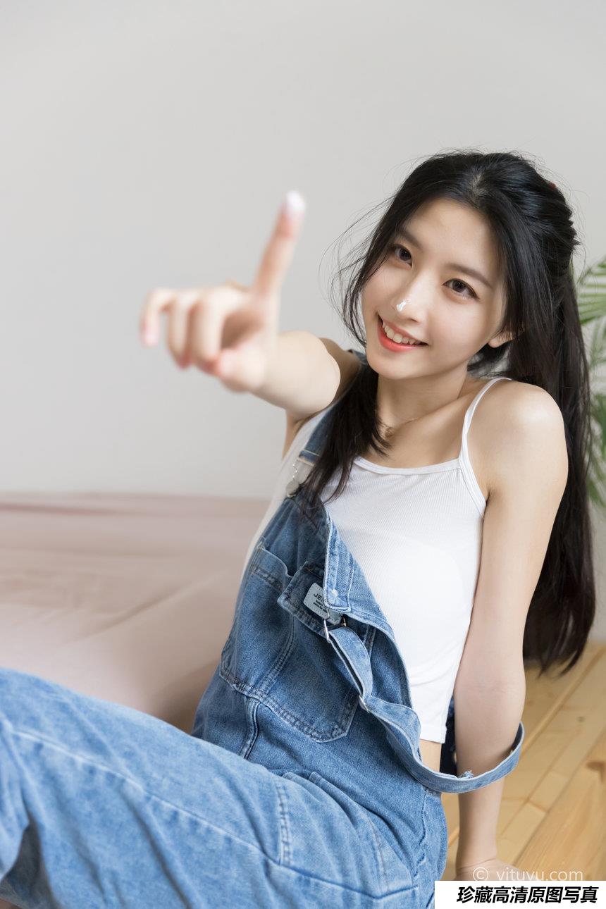 [YITUYU]艺图语 2021.04.21 蓝色牛仔裤 小铟 [38P-430MB]