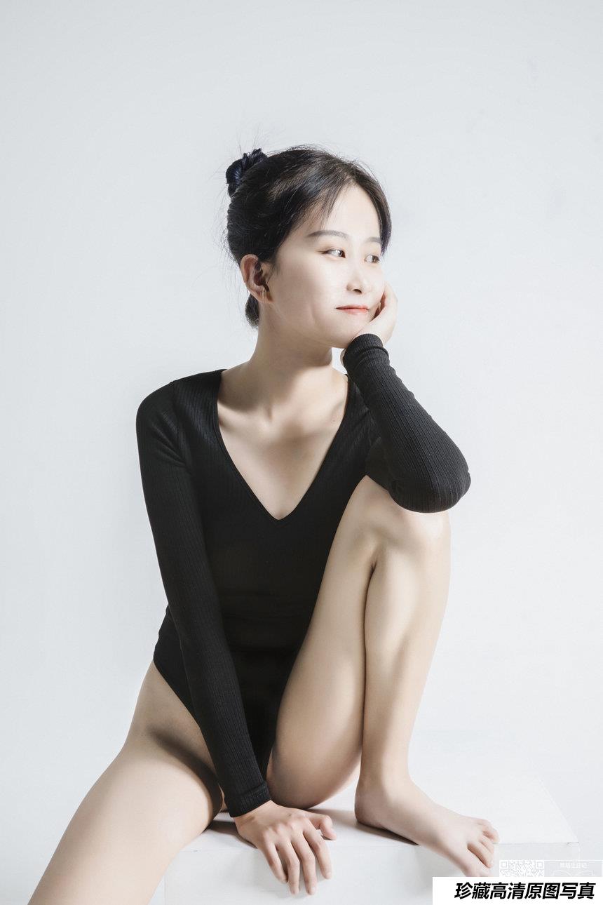 [GALLI嘉丽]舞蹈生日记 2021.01.25 苗苗 [30P-218MB]