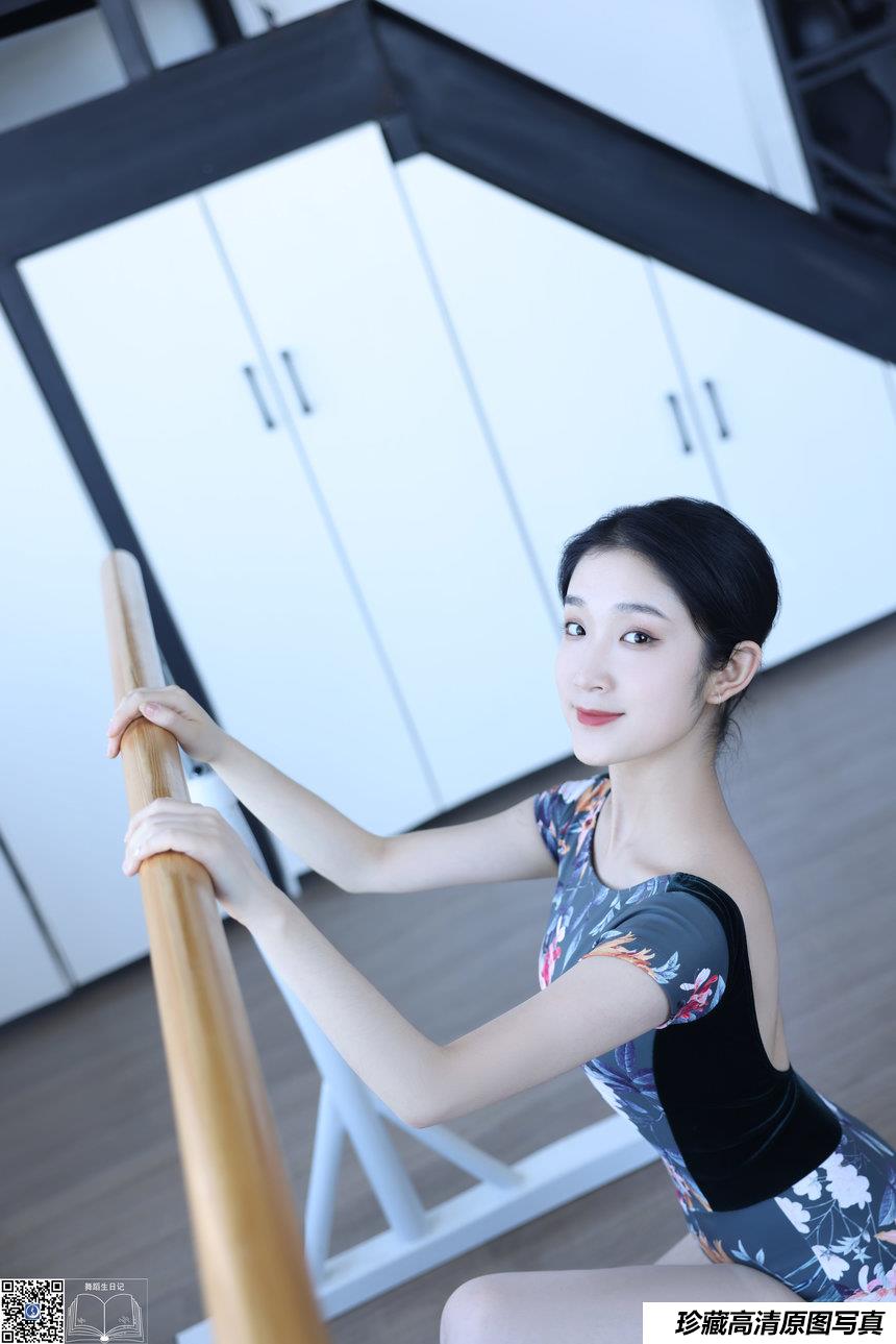 [GALLI嘉丽]舞蹈生日记 2021.07.02 珊珊 [42P-312MB]