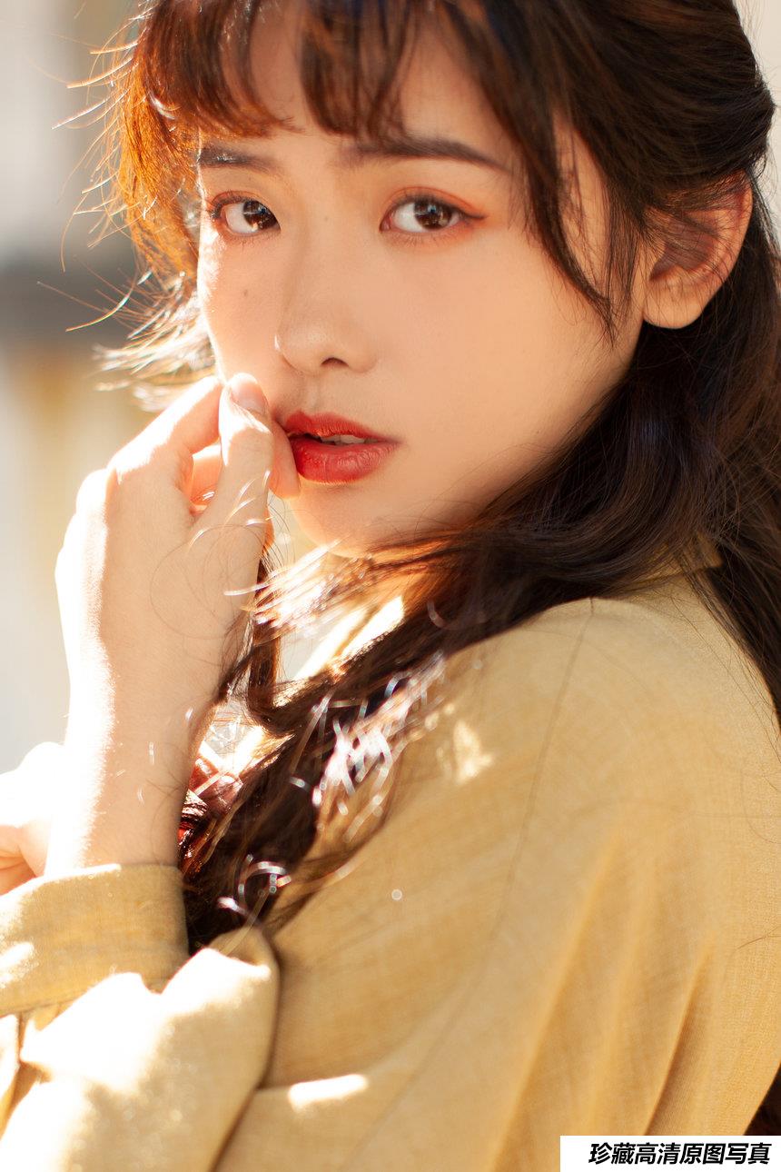 [YITUYU]艺图语 2021.05.21 花样年华 黄子卿 [27P-241MB]