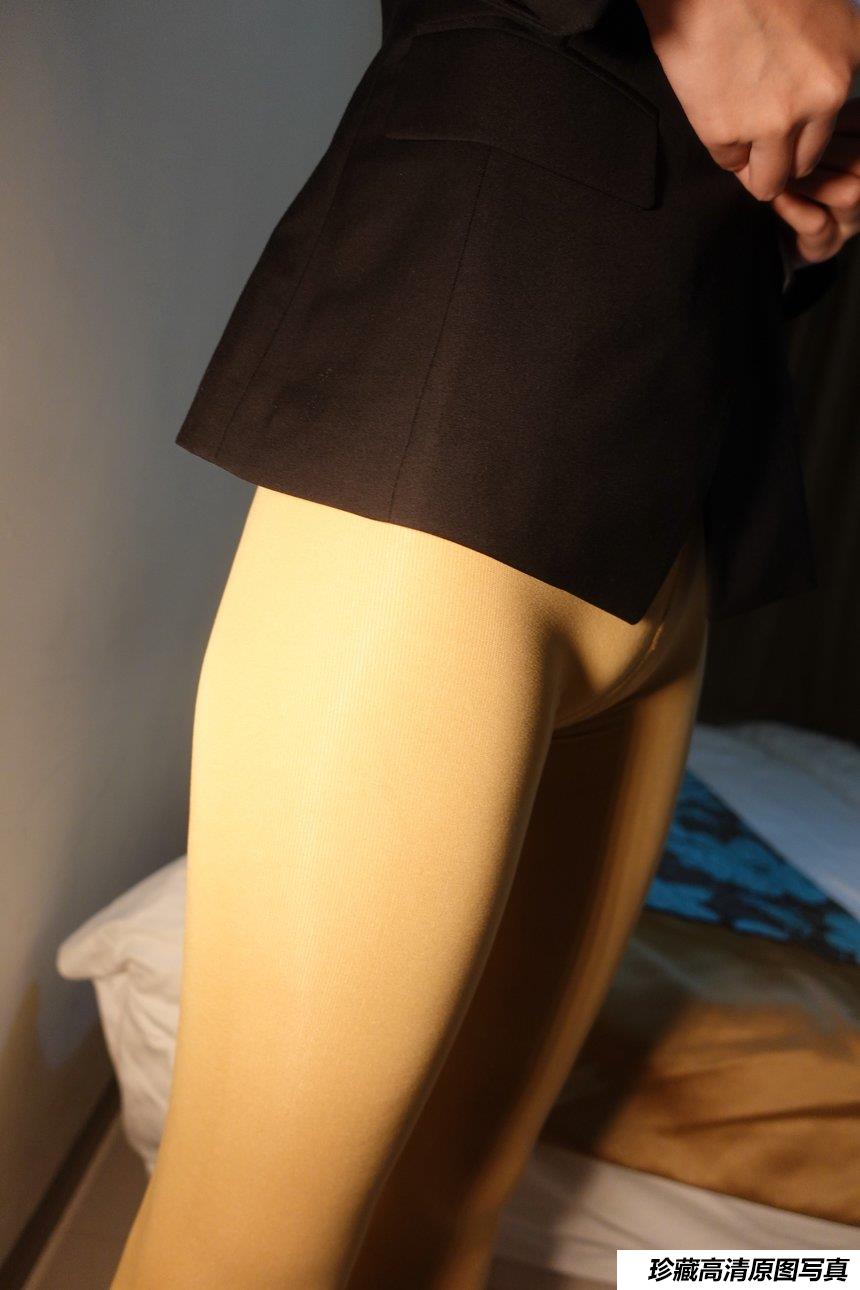 [ROSI写真]口罩系列 2021.01.03 NO.1666[65+1P／90.9MB]