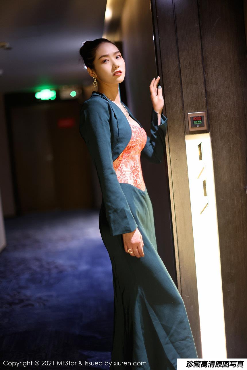 [MFStar模范学院] 2021.06.02 VOL.500 方子萱 [45+1P]