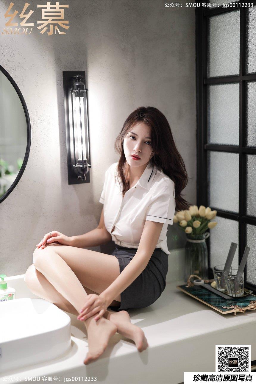 丝慕写真 SM423 泡芙《极薄丝滑T裆透明袜》