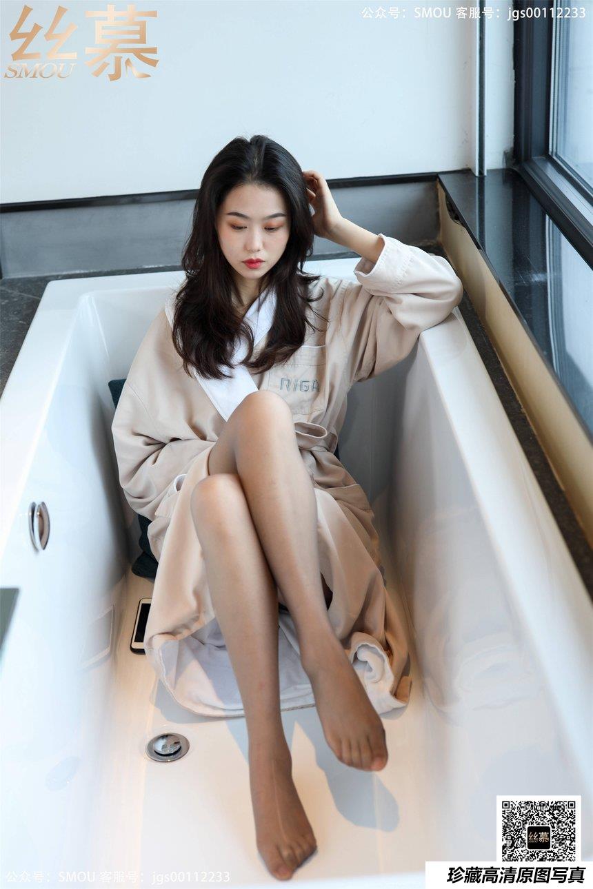 丝慕写真 SM424 芝芝《BONAS灰色薄款袜》