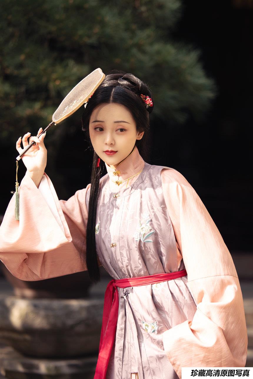 [YITUYU]艺图语 2021.07.16 海棠 煜月 [31P-524MB]