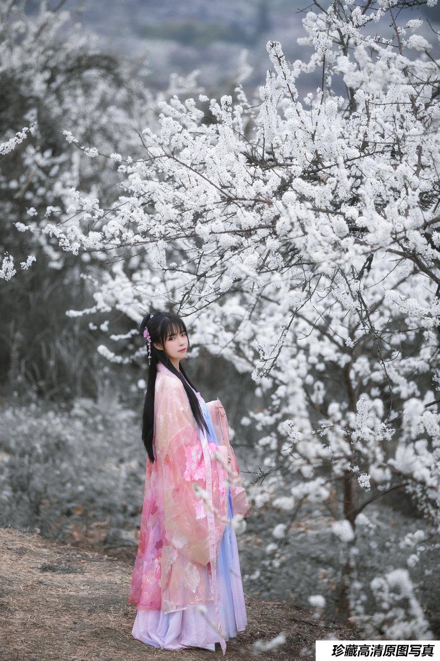 [YITUYU]艺图语 2021.08.28 杏花弦外雨 赵瑞洁_ez [23P-490MB]