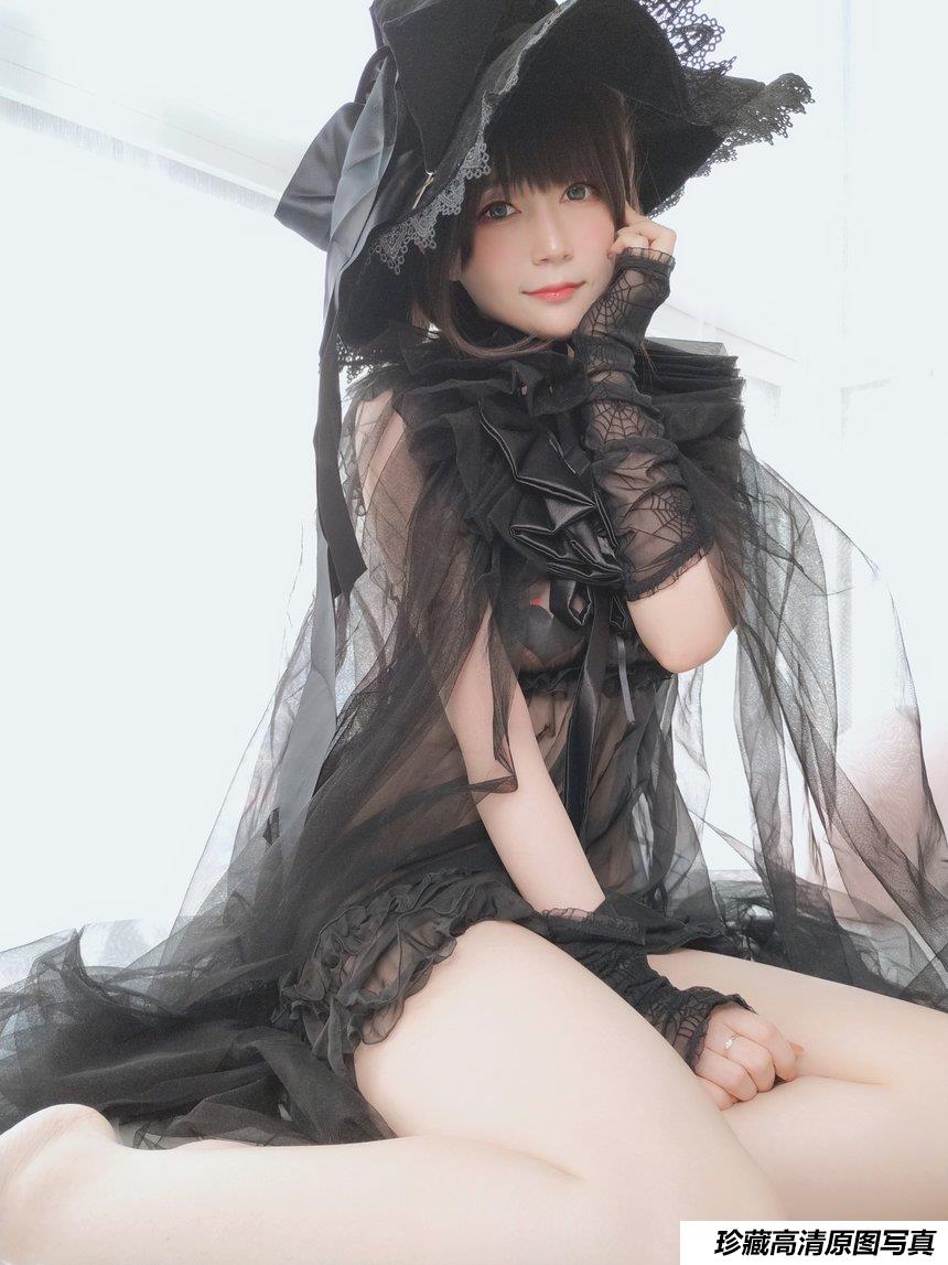 Coser小姐姐白银 - 见习魔女 [125P6V-916MB]