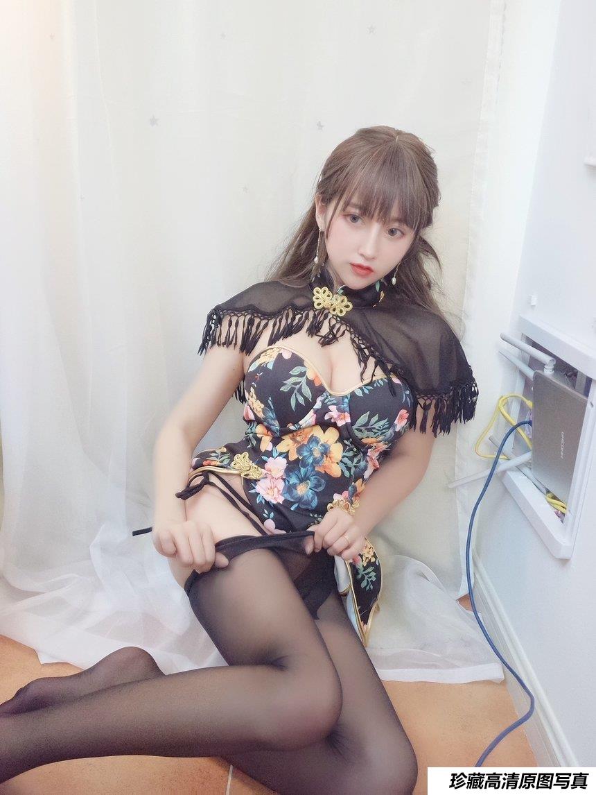 过期米线线喵 – 披肩小洋装