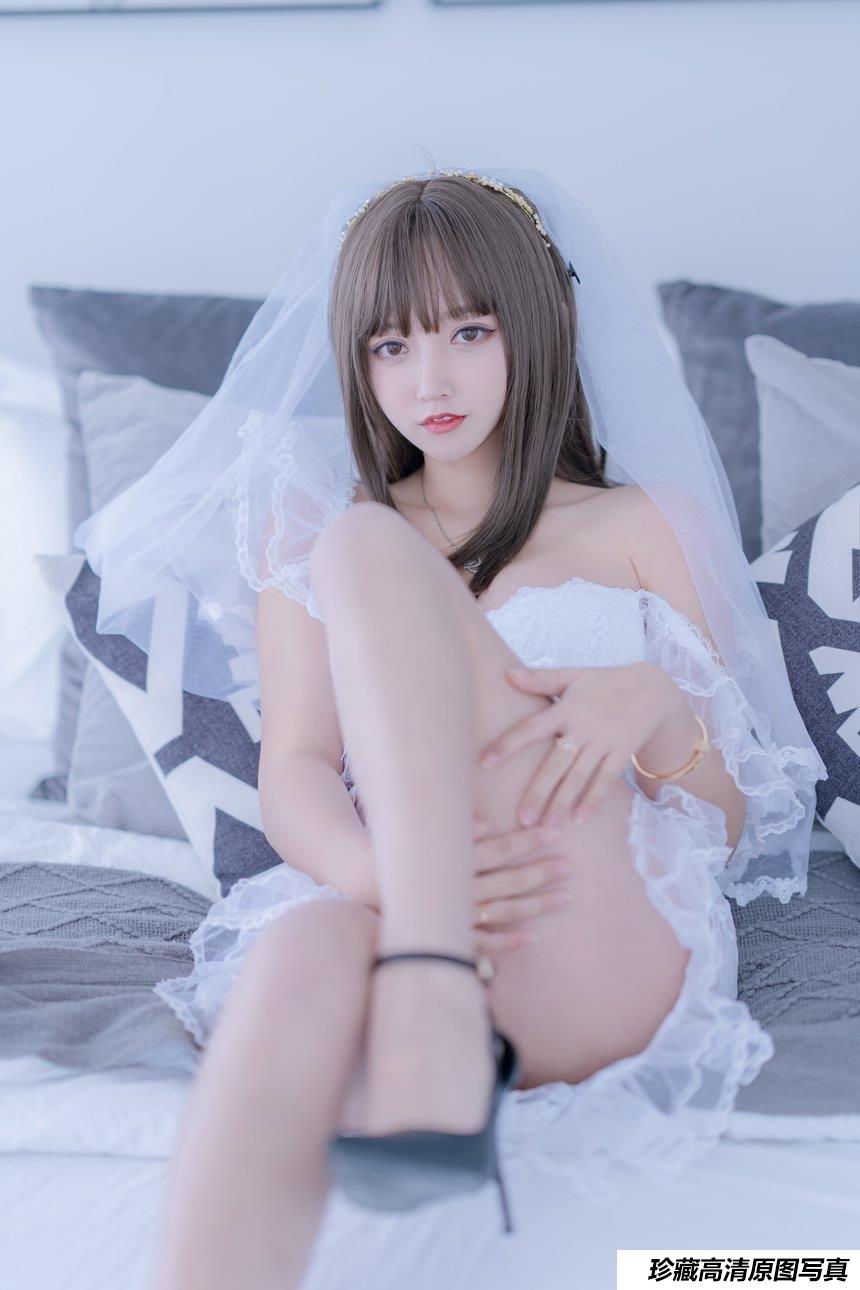 过期米线线喵 – 白雪姬