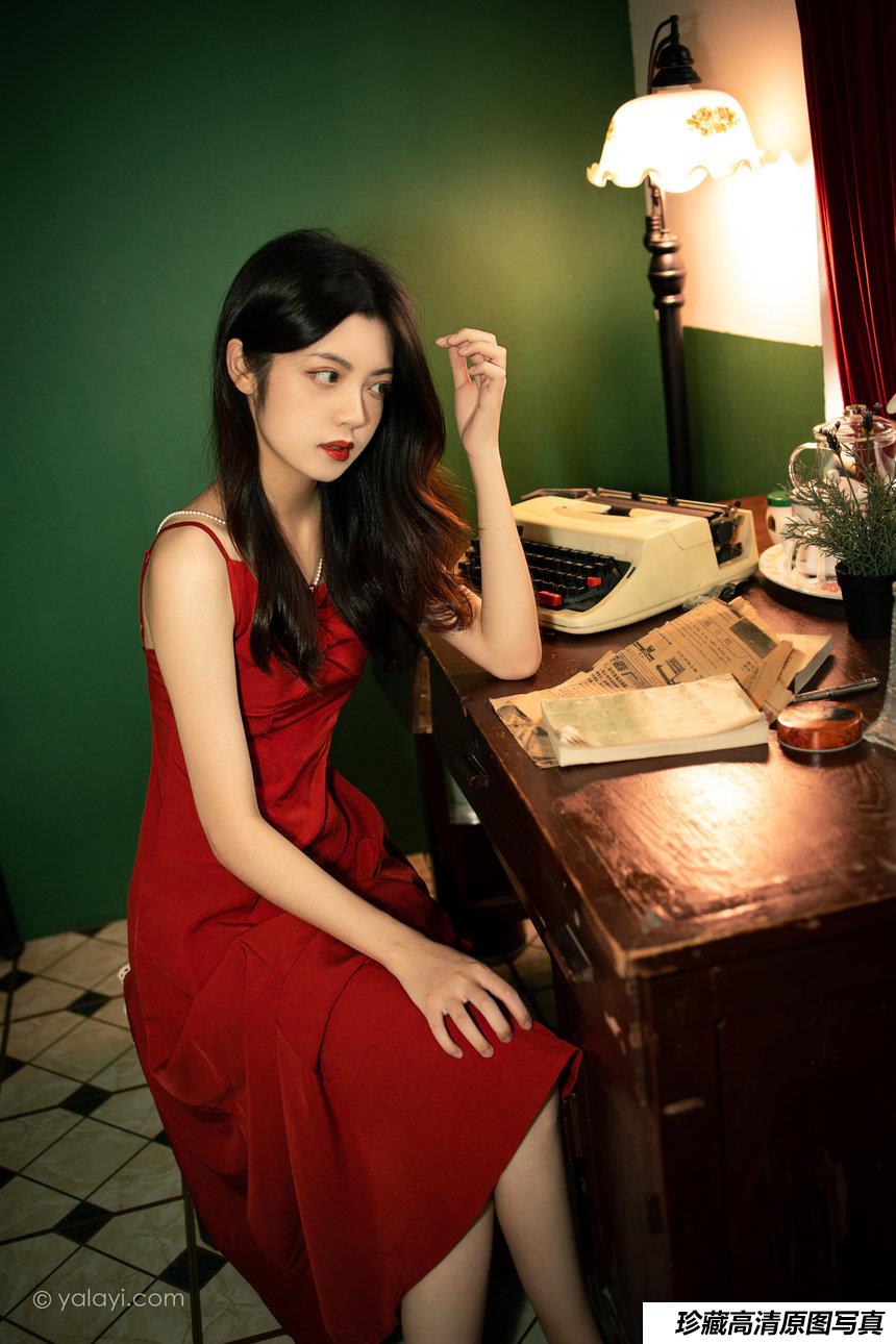 [YALAYI雅拉伊]2021.10.20 NO.851 回到过去 梓文[41+1P／518MB]