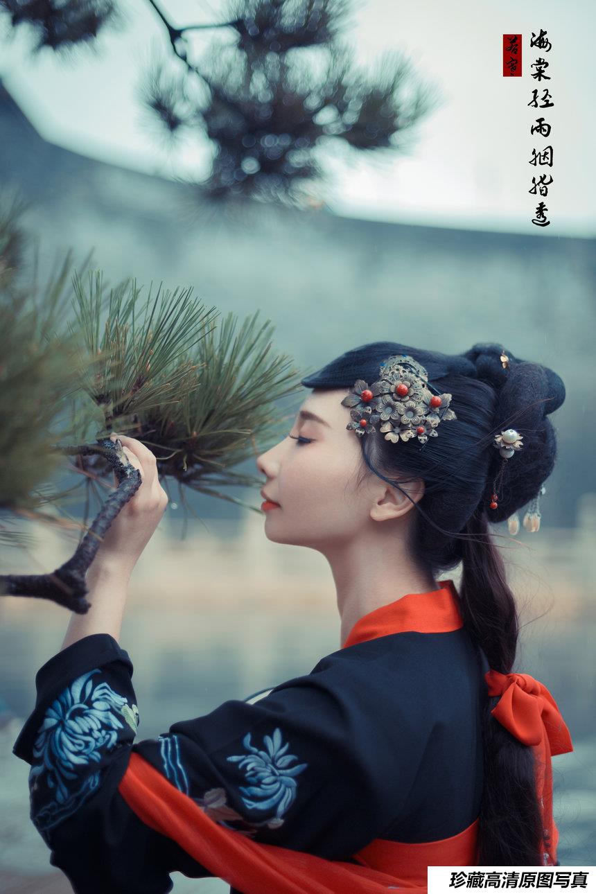 [YITUYU]艺图语 2021.08.24 海棠轻语烟脂透 唱小游 [38P-168MB]