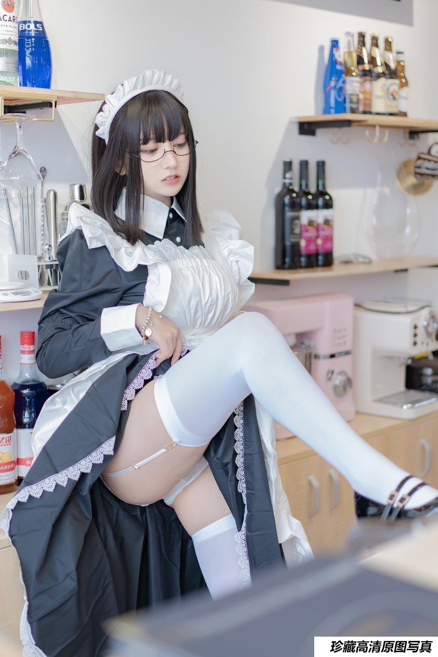 过期米线线喵 – 女仆长 [28P-72M]