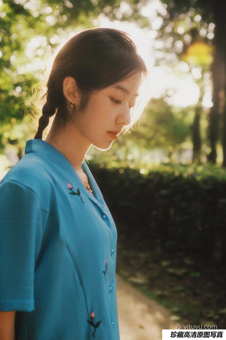 [YITUYU]艺图语 2020.12.18 夏日伊始 而光阴皎洁n [23P-283MB]