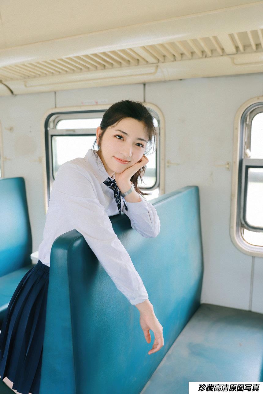 [YITUYU]艺图语 2021.08.19 旅行的意义 hana [24P-370MB]